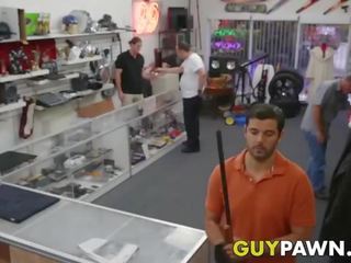 สวย pawnee กระแทก โดย ร้านขายของ owners