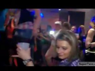 Ulylar uçin clip weçerinka in night klub with cocksucking