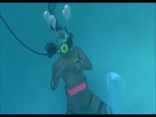 Подводен: леко порно & подводен възрастен клипс шоу ев