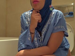 Megcsalás arab papucsférj feleség akar hogy van pajkos szex