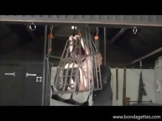 Amateur Slavegirl In A Cage