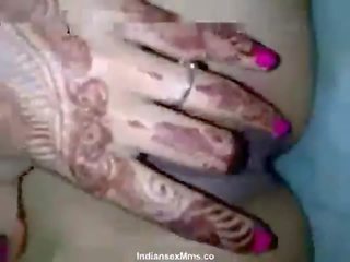 Newly Married lover Fingering her Pussy Mms