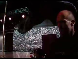एमी स्टाइलिश - स्पष्ट टॉपलेस xxx फ़िल्म दृश्य, पब्लिक फक्किंग - crank उच्च voltage (2009)