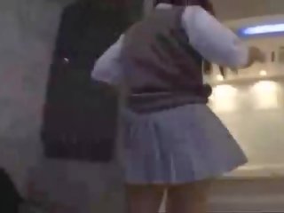 Alig ártatlan tini japán iskola asszony előadás neki szűk nadrágos !
