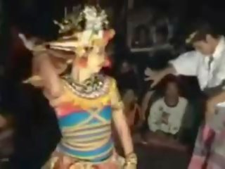 Bali ancient enchanteur provocant danse 6