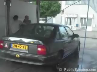 Mobil wash bukkake gangbang